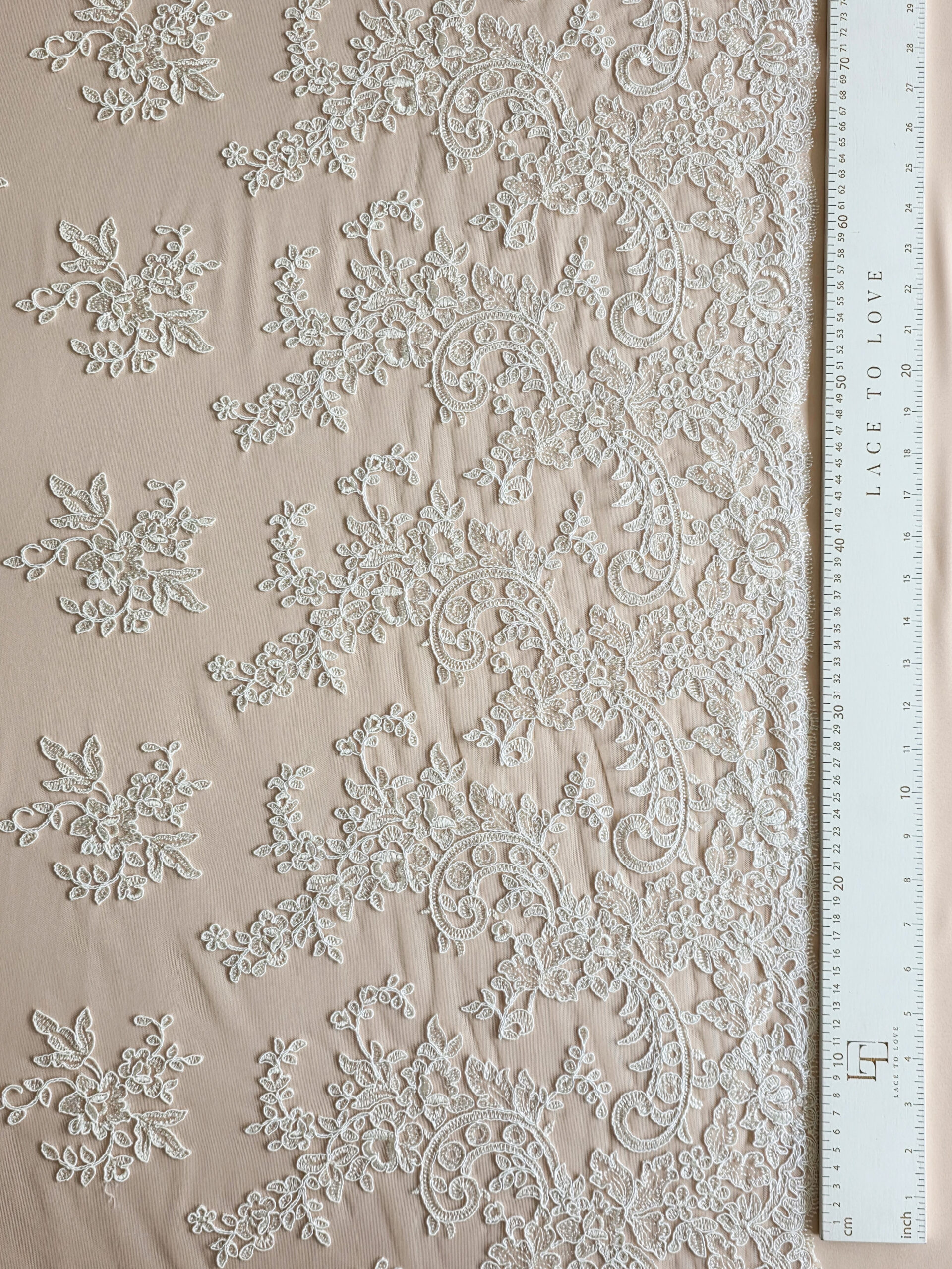 Ivory lace fabric - Lace To Love