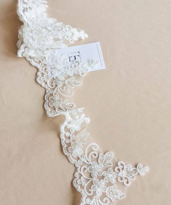 Luxury lace trimming fabric shop online Europe