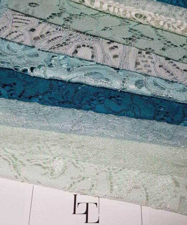 Lace scraps set of 5 pieces