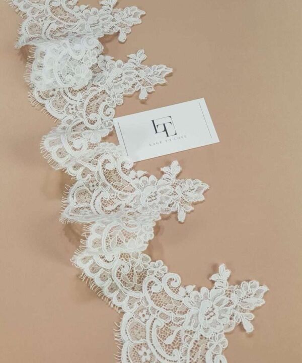 Snow white Chantilly lace trimming with cord
