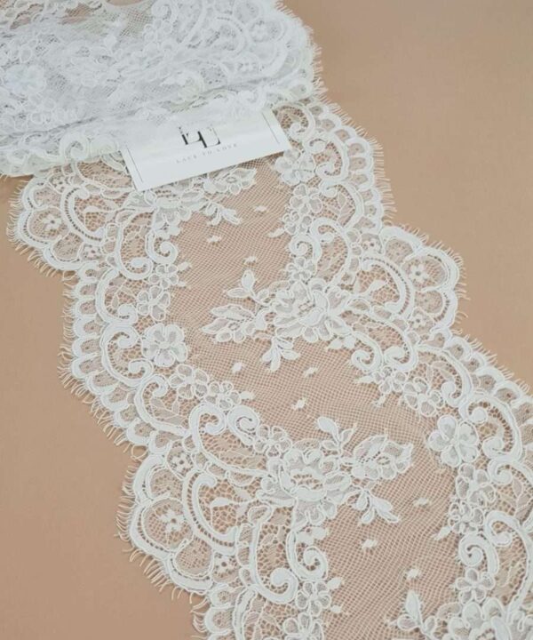 Snow white Chantilly lace trimming with cord