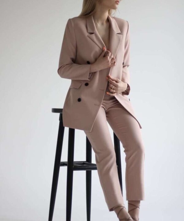 Elegant light pink casual trousers