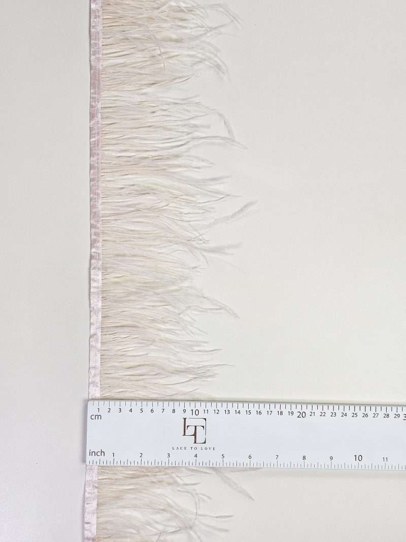 Pink natural ostrich feather fringe