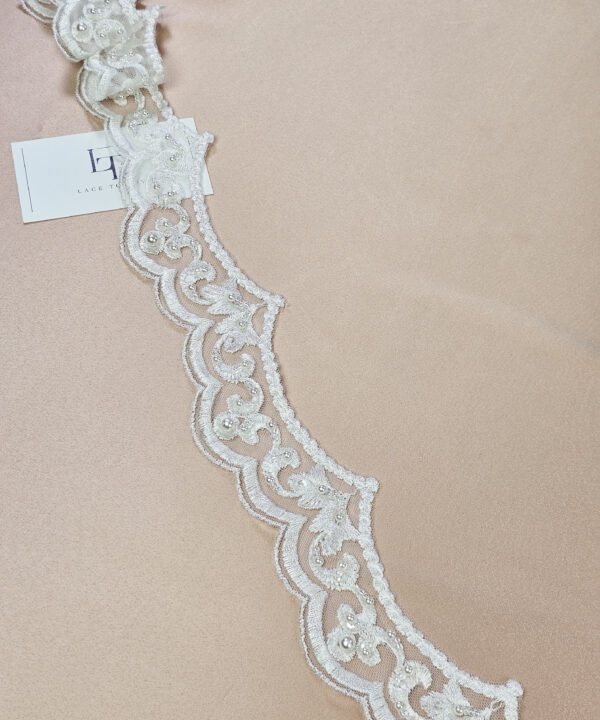 Buy fabric online - Beaded Scallop Lace Trim - Ivory, ivory