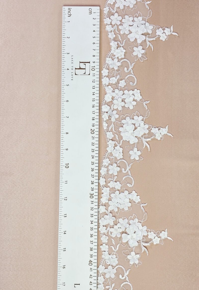 Heavy ivory 3D embroidery lace fabric trimming