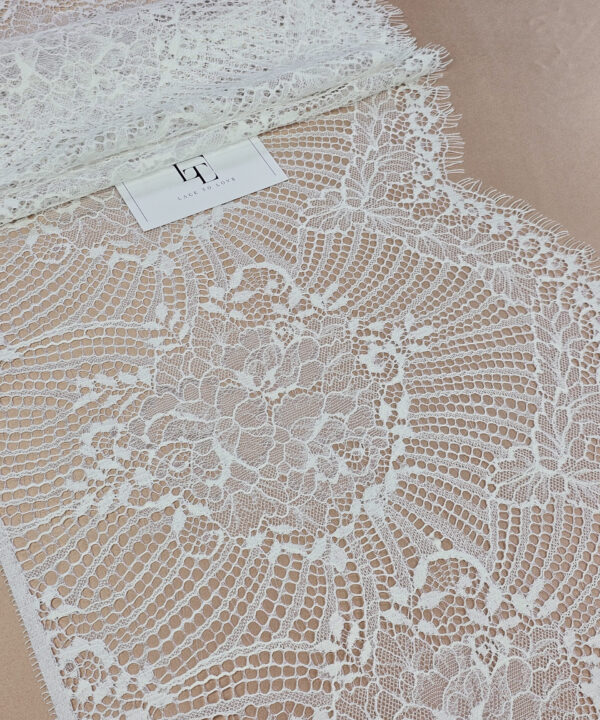 Luxury lace trimming fabric shop online Europe