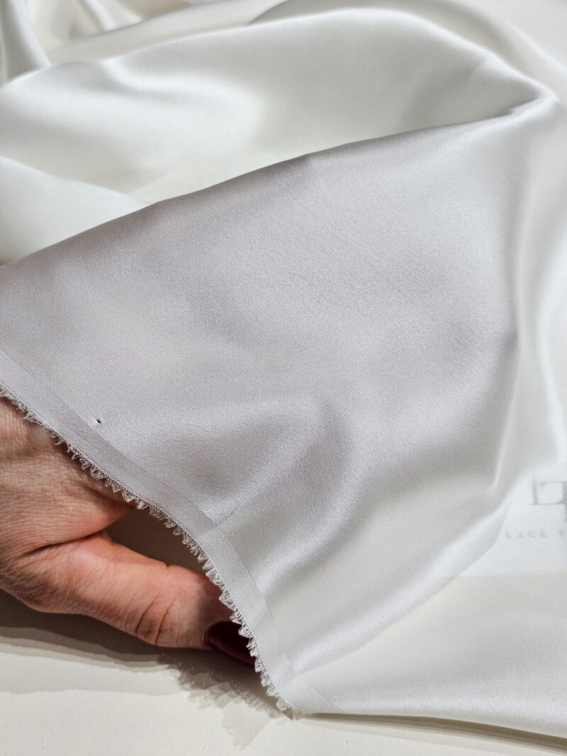 Quality silk satin fabric fashion garments
