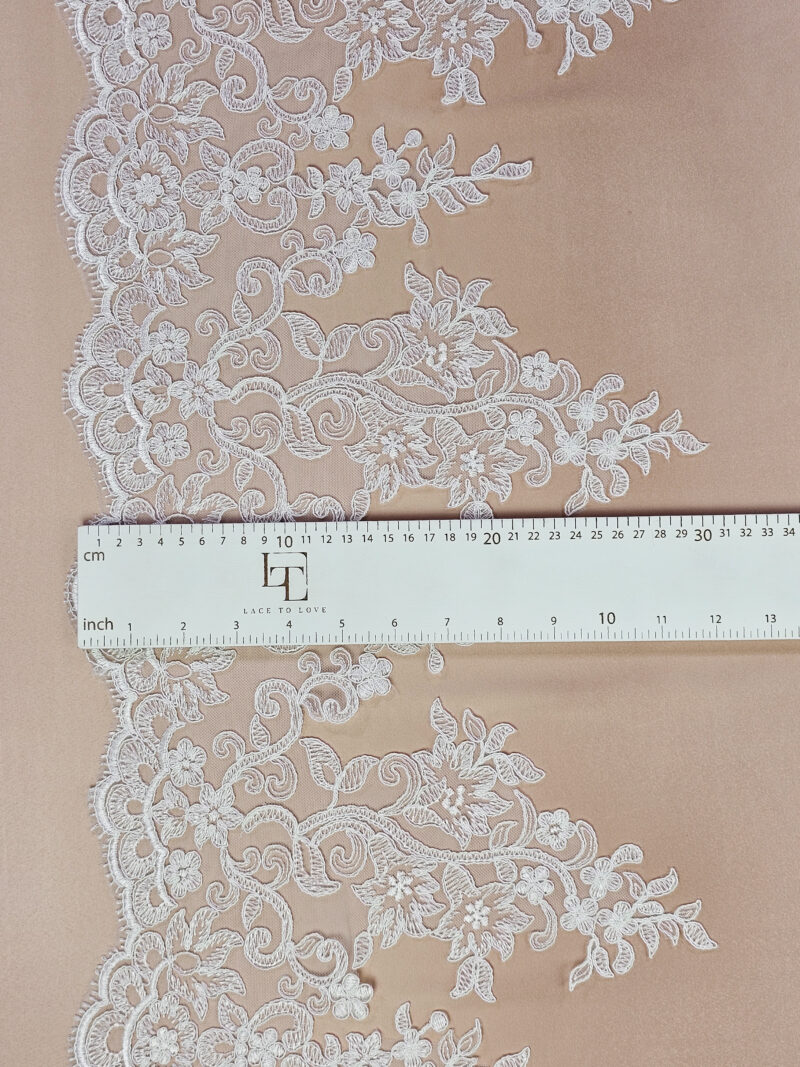 White lace edging sold by the meter online shop