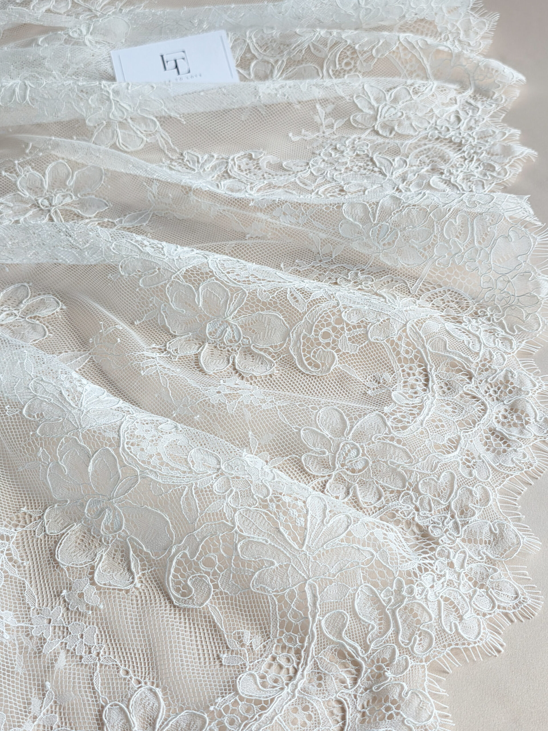 Ivory Chantilly lace fabric with cord Lace To Love