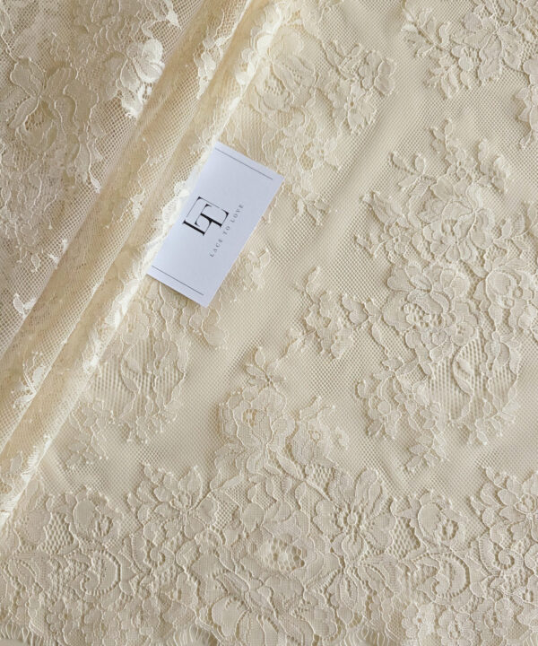 high quality lace fabric by the meter