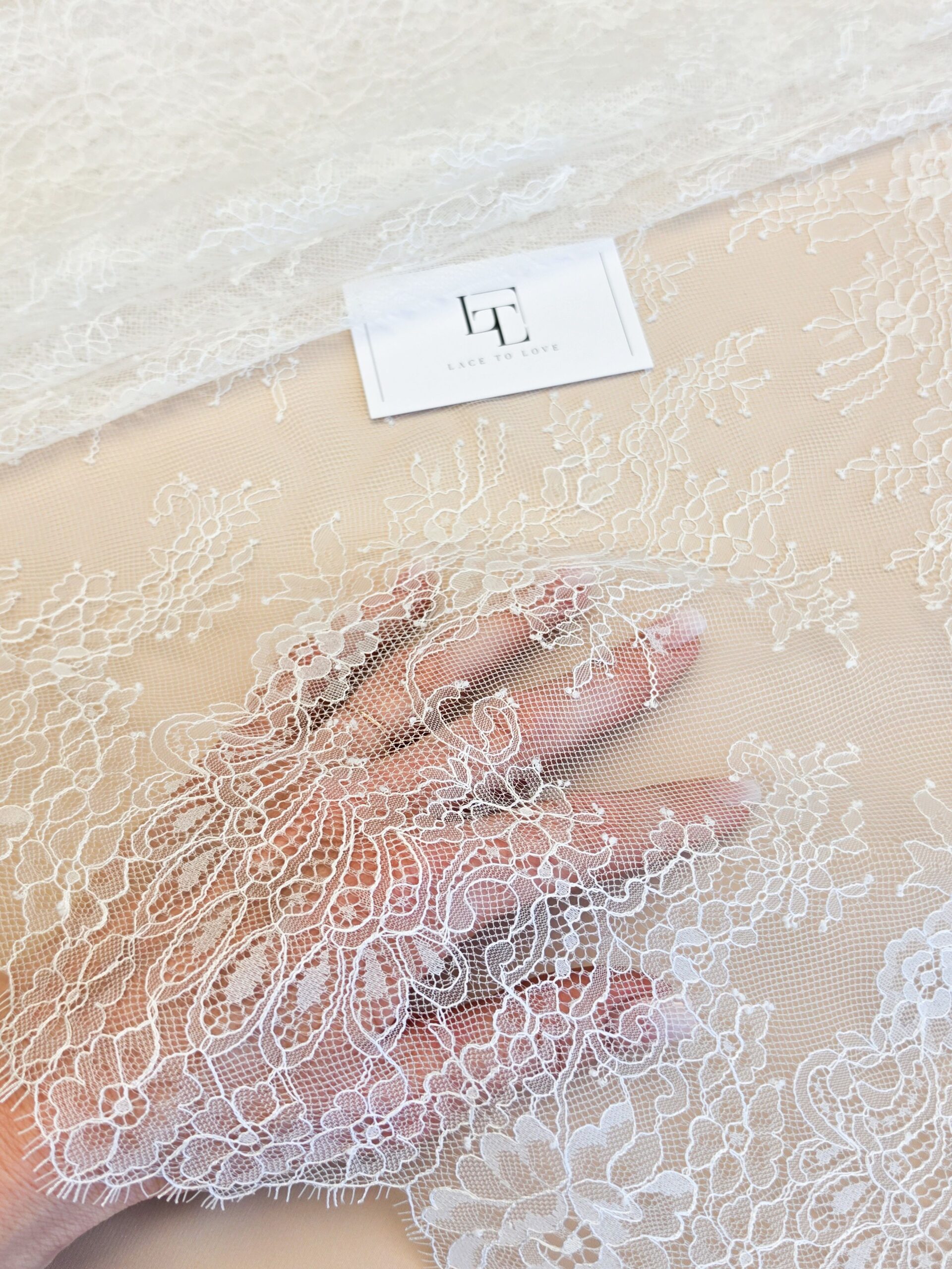 White bridal lace fabric online shop delivery