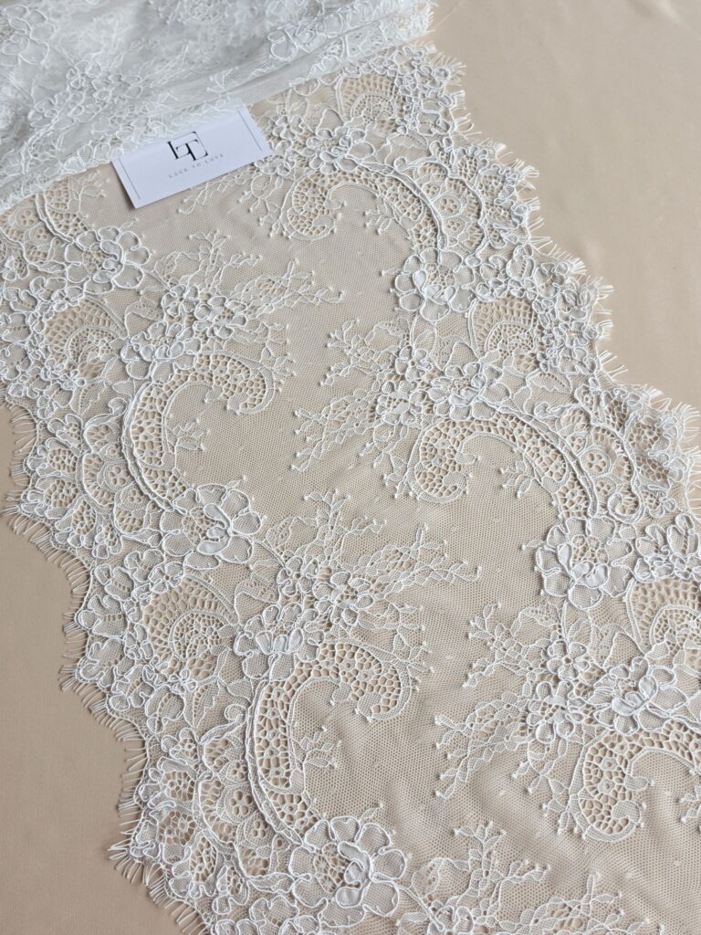 Ivory Chantilly eyelash lace trim with cord europe
