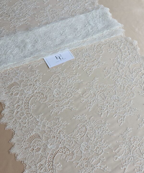 Online-Shop für luxuriöse Spitzenbesätze in Europa